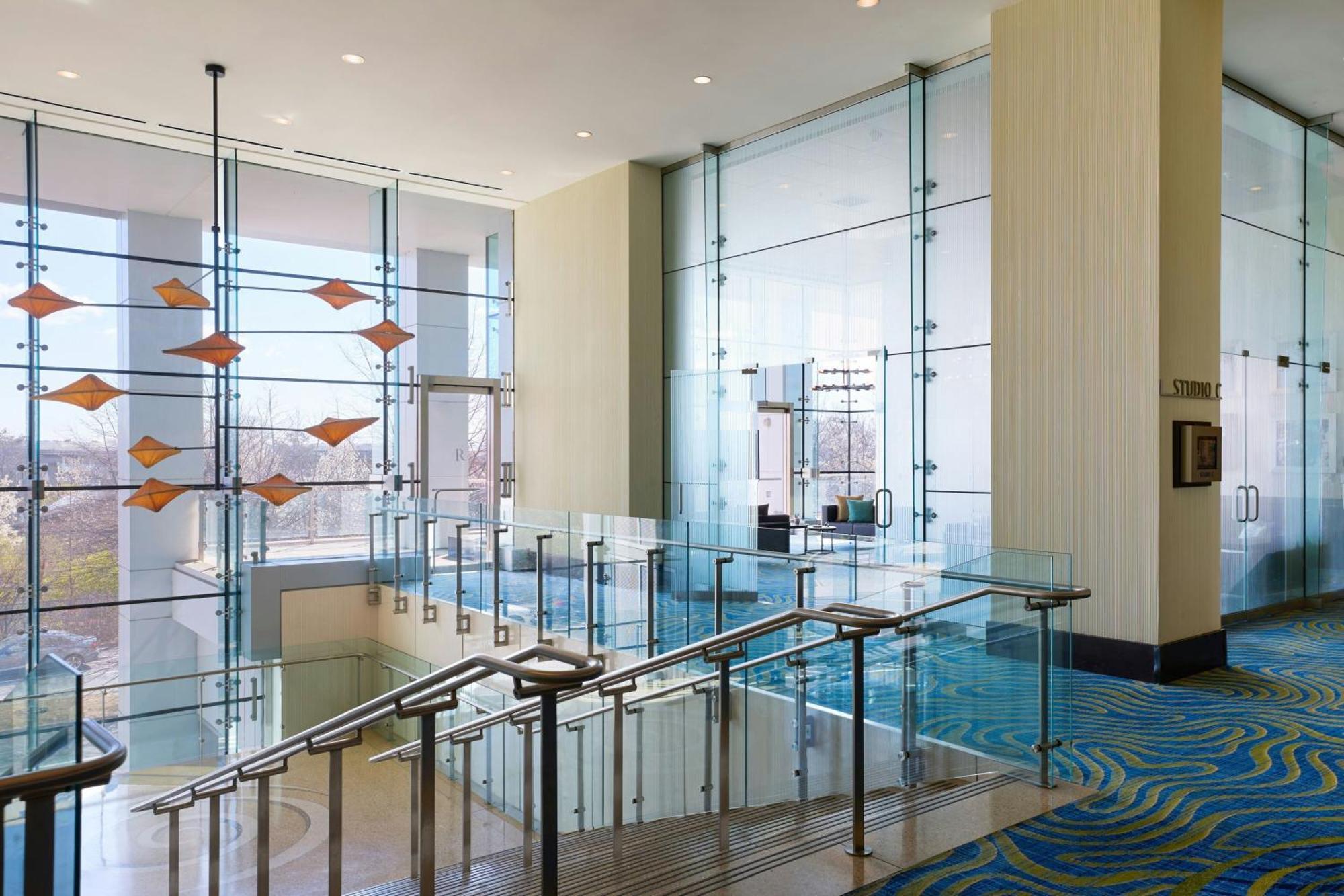 Renaissance Arlington Capital View Hotel Ngoại thất bức ảnh