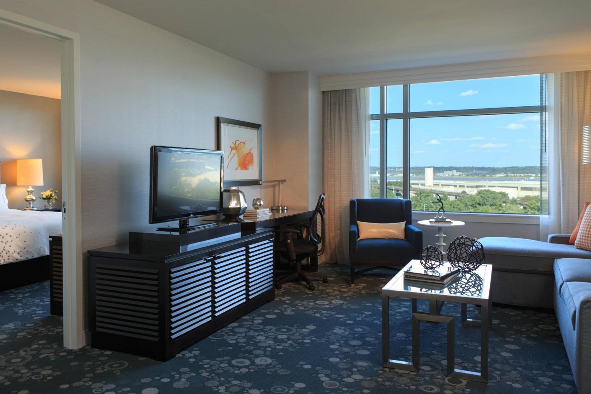 Renaissance Arlington Capital View Hotel Ngoại thất bức ảnh