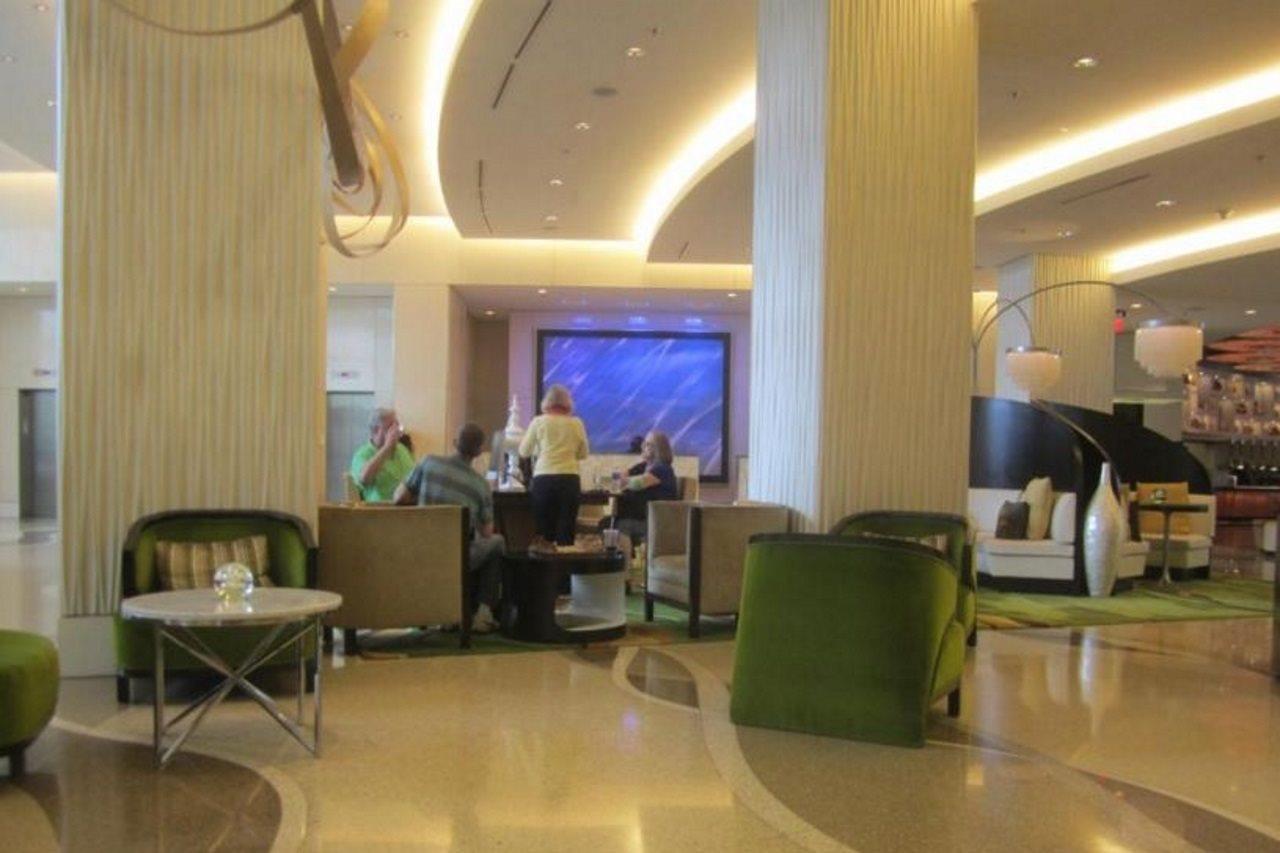Renaissance Arlington Capital View Hotel Ngoại thất bức ảnh